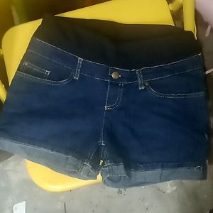 Blue jean maternity shorts